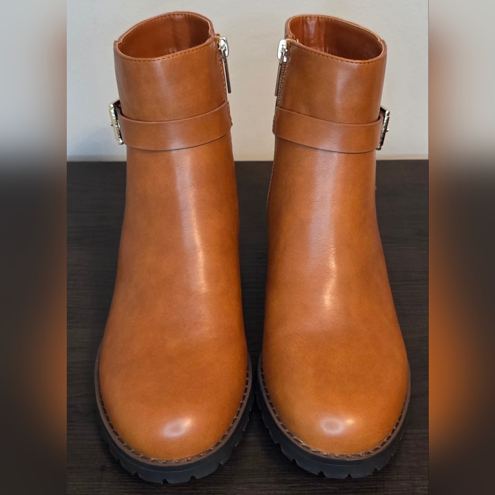 Crown & Ivy Cognac Ankle Boots Size 8 NWOT Buckle Strap Side Zip Lug Sole - Picture 5 of 8